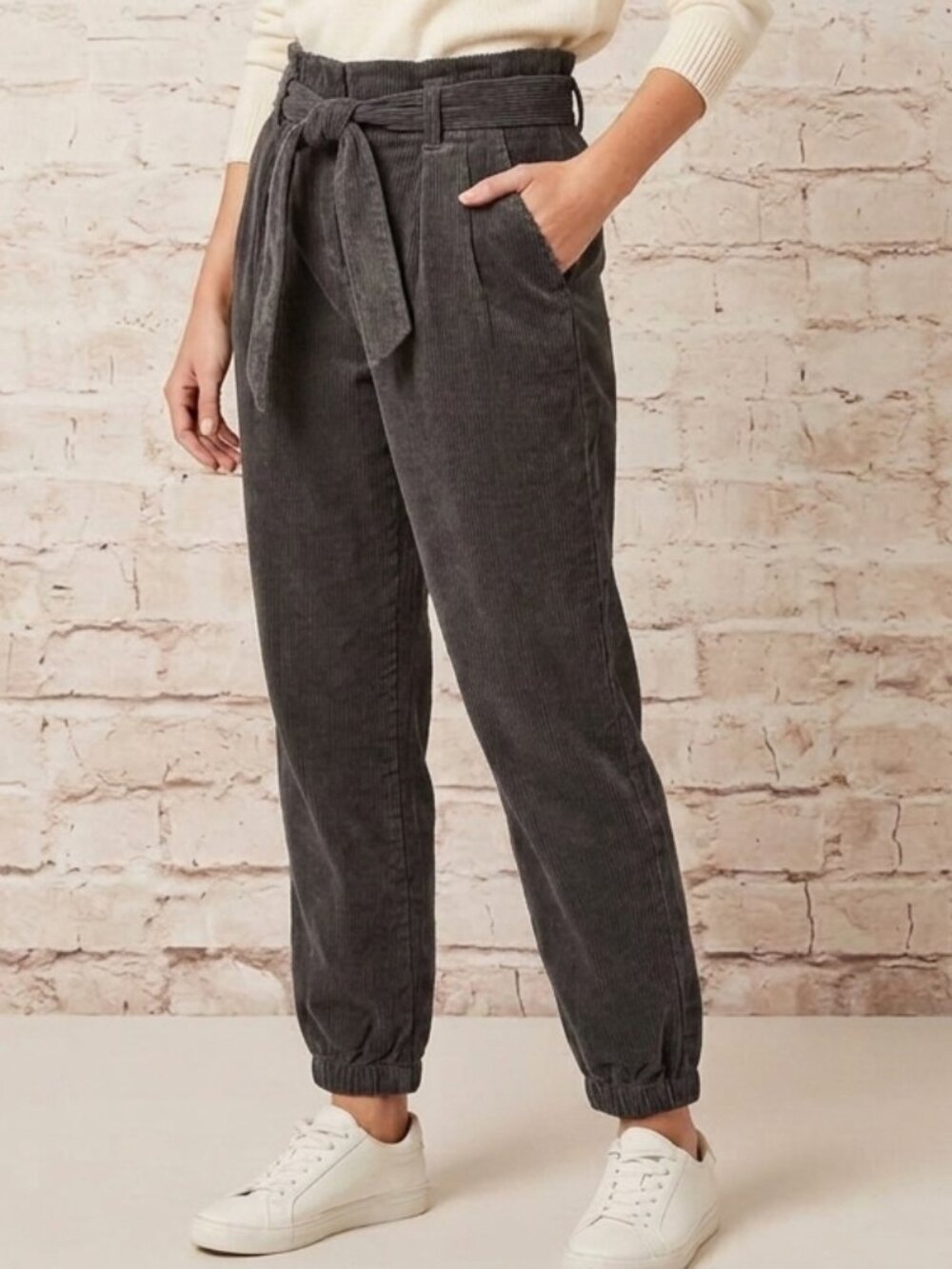 Forever 21 Womens Sz Large Black Corduroy High Waisted Belted Pants Barrel Ankle
